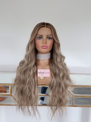 ISABEL (LACE FRONT)